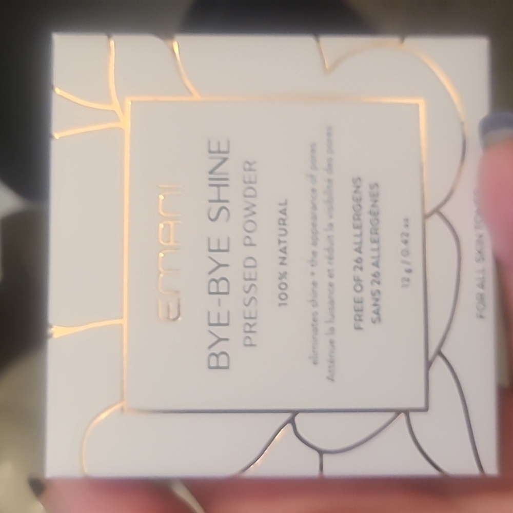 Emani bye bye shine powder new